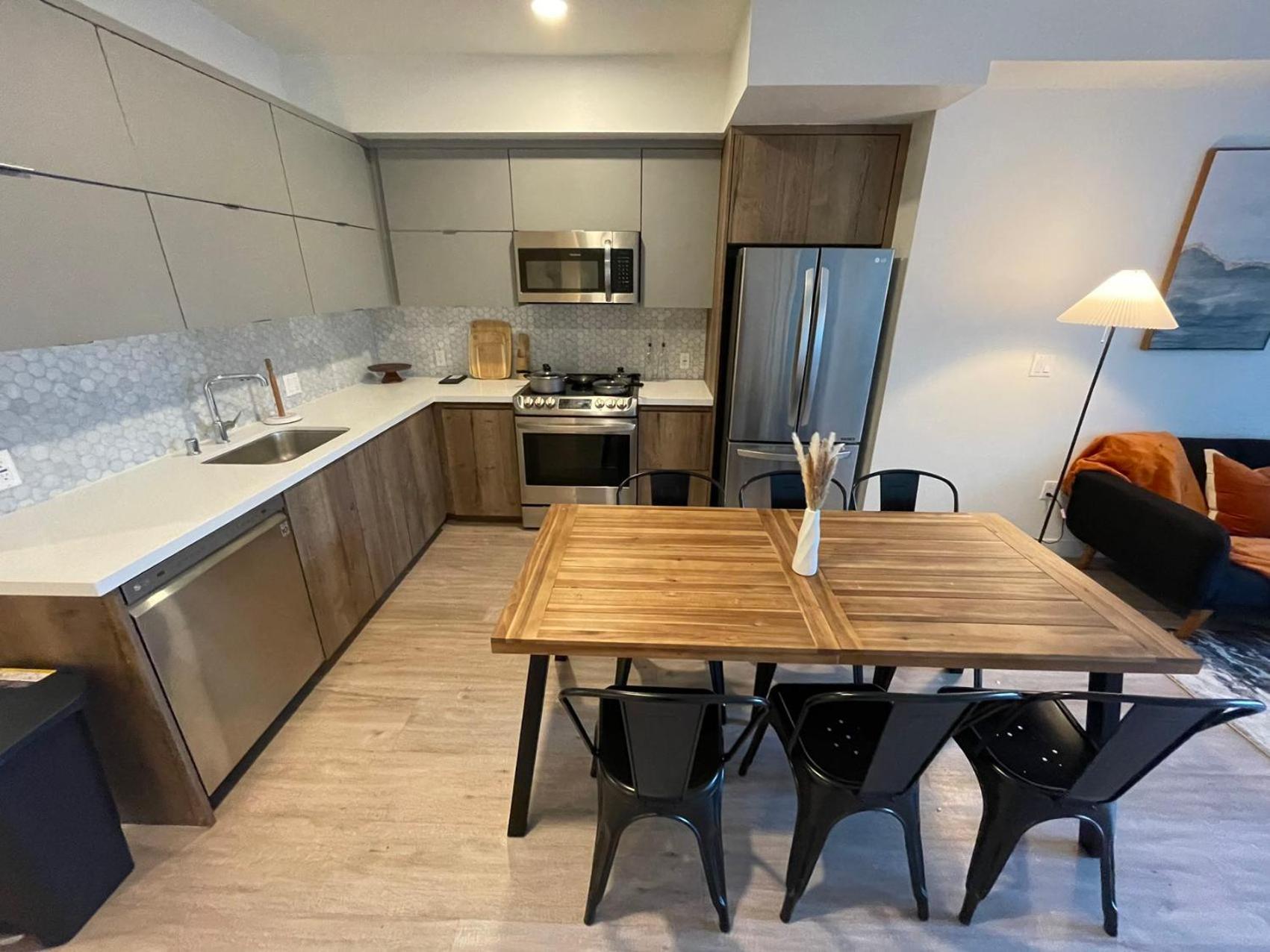 Chic Urban Retreat In Heart Of La, Steps From Attractions! Hotel Los Angeles Eksteriør billede