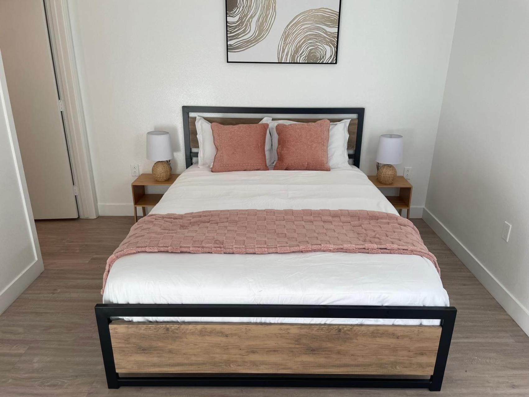 Chic Urban Retreat In Heart Of La, Steps From Attractions! Hotel Los Angeles Eksteriør billede