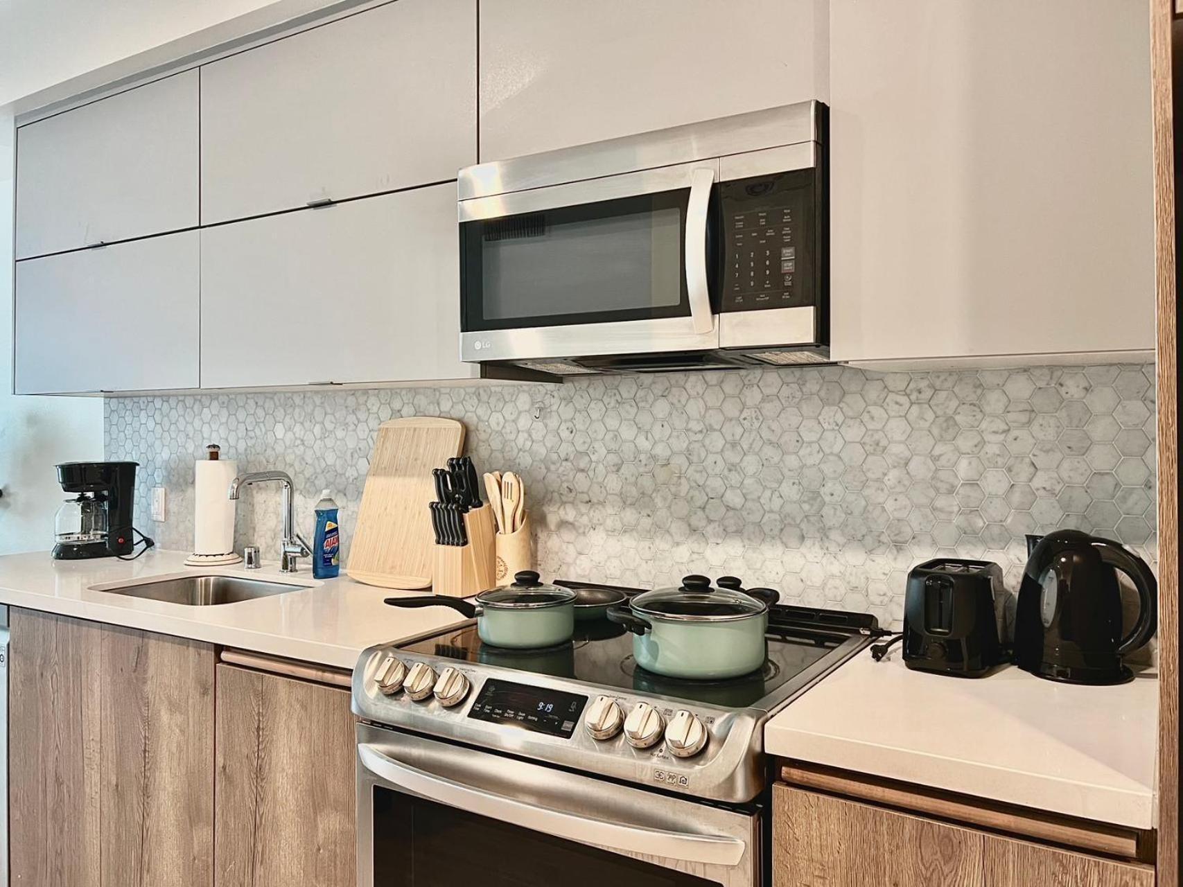 Chic Urban Retreat In Heart Of La, Steps From Attractions! Hotel Los Angeles Eksteriør billede