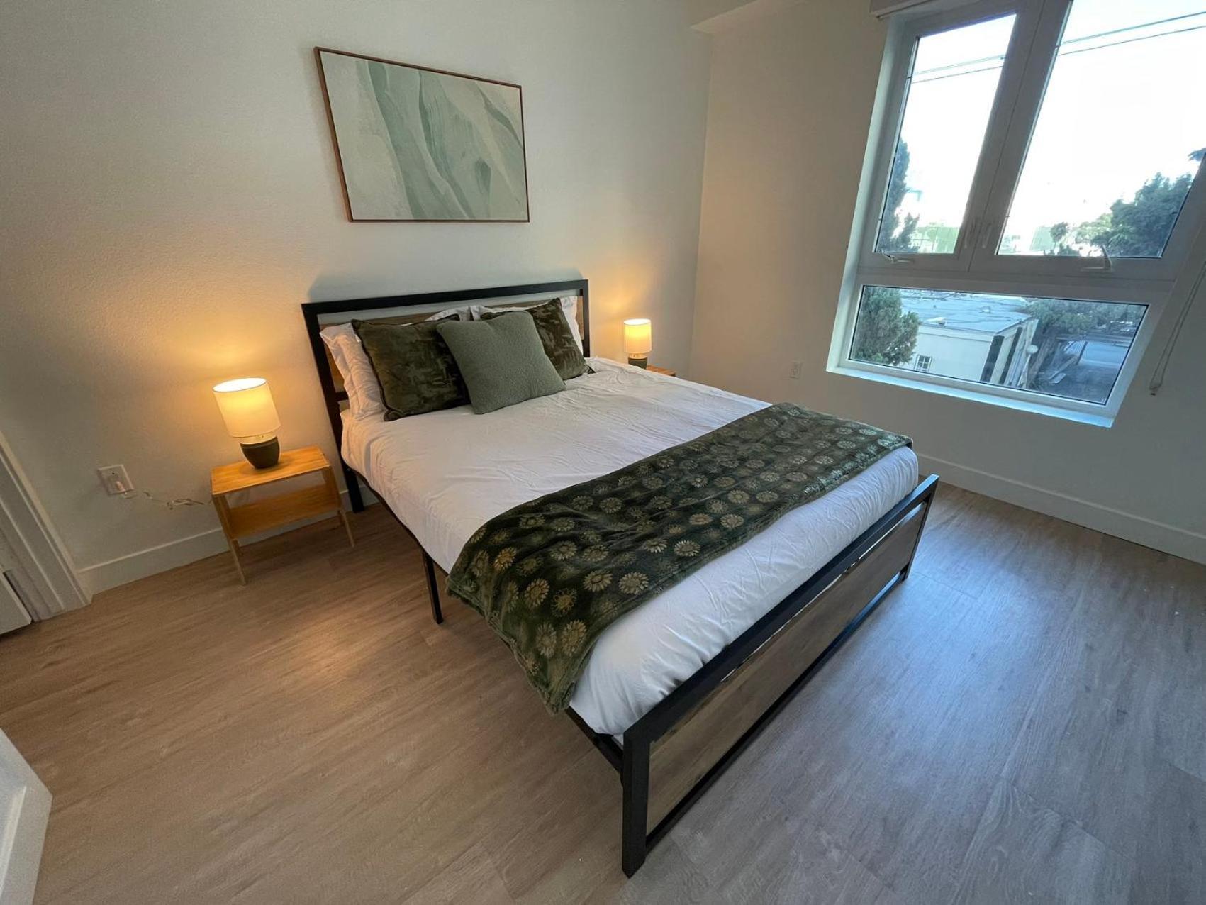 Chic Urban Retreat In Heart Of La, Steps From Attractions! Hotel Los Angeles Eksteriør billede