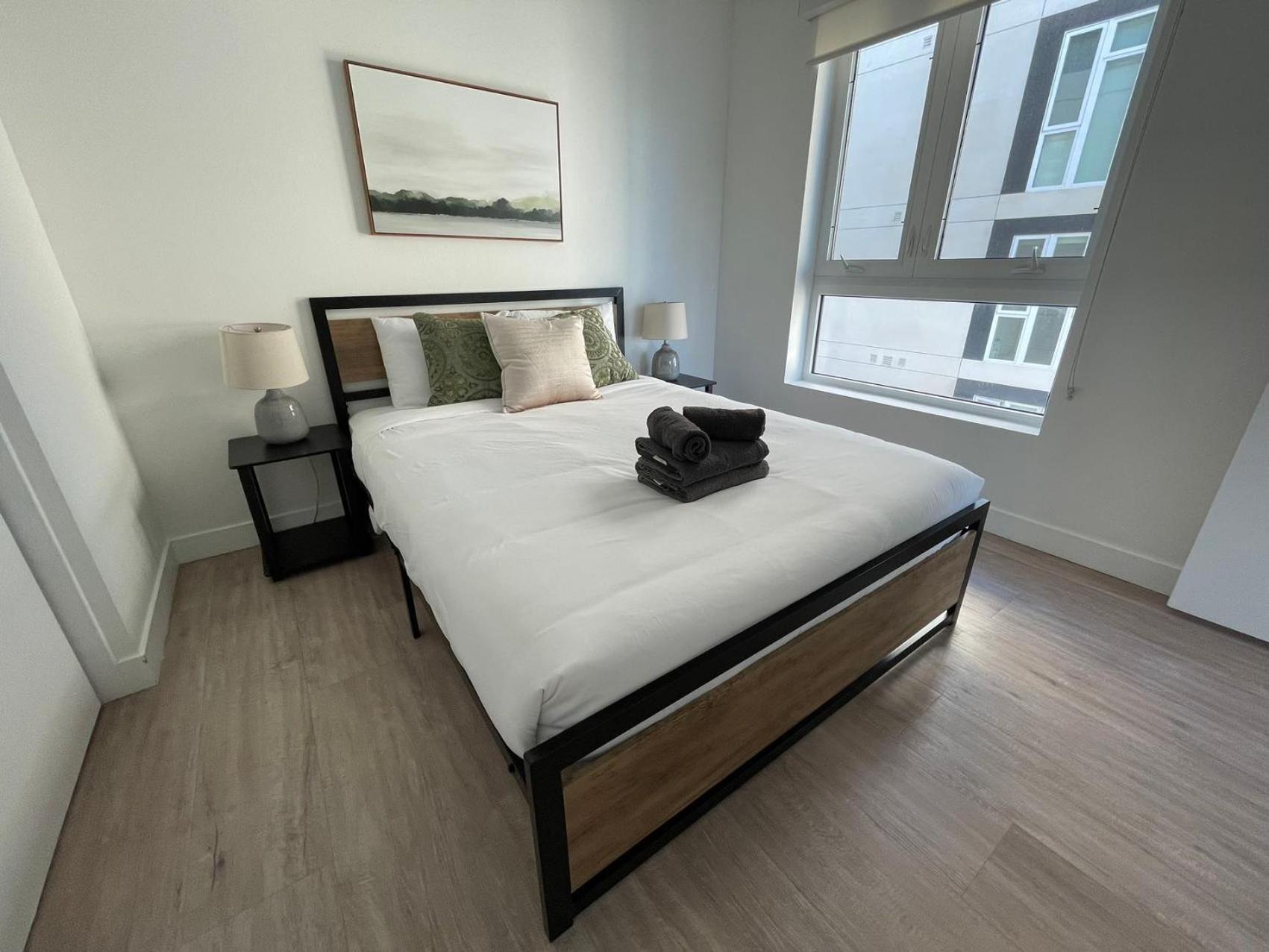Chic Urban Retreat In Heart Of La, Steps From Attractions! Hotel Los Angeles Eksteriør billede