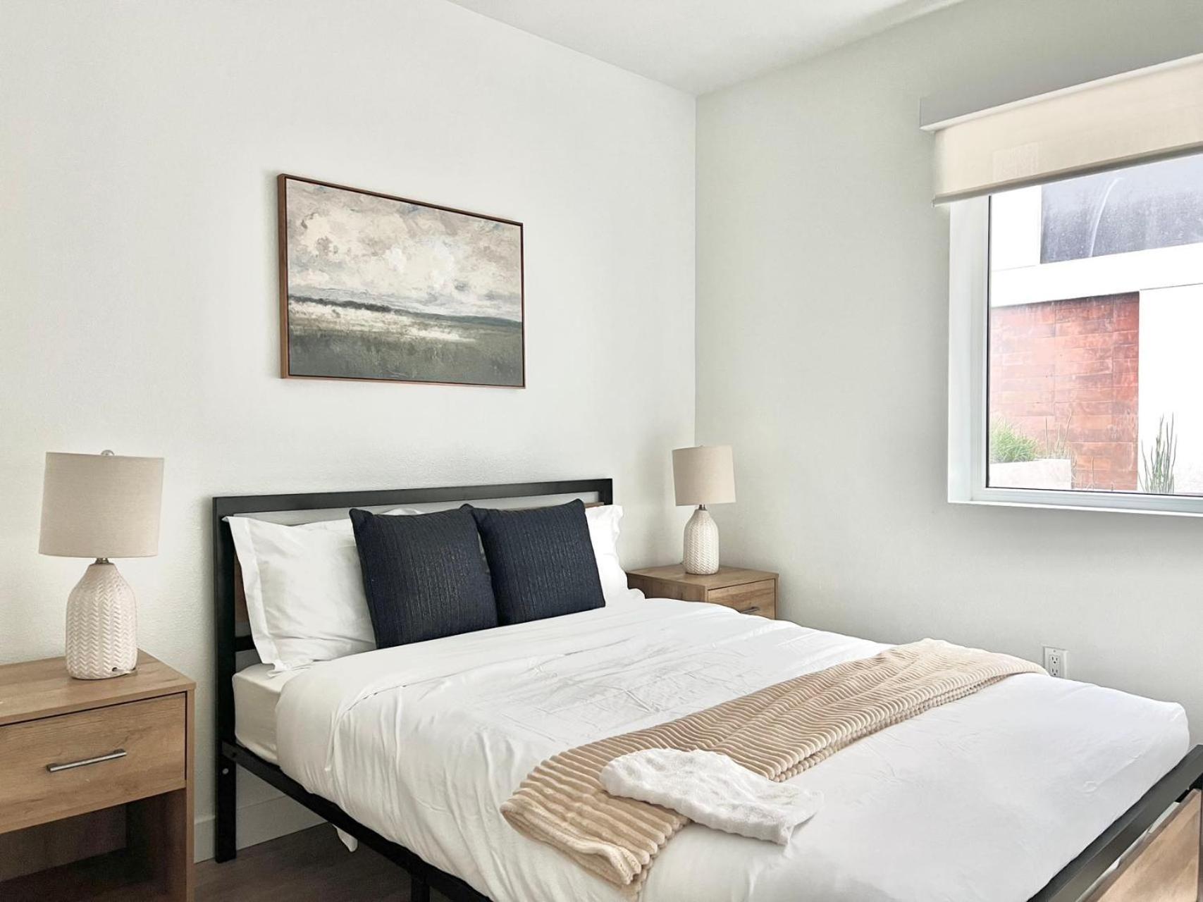 Chic Urban Retreat In Heart Of La, Steps From Attractions! Hotel Los Angeles Eksteriør billede