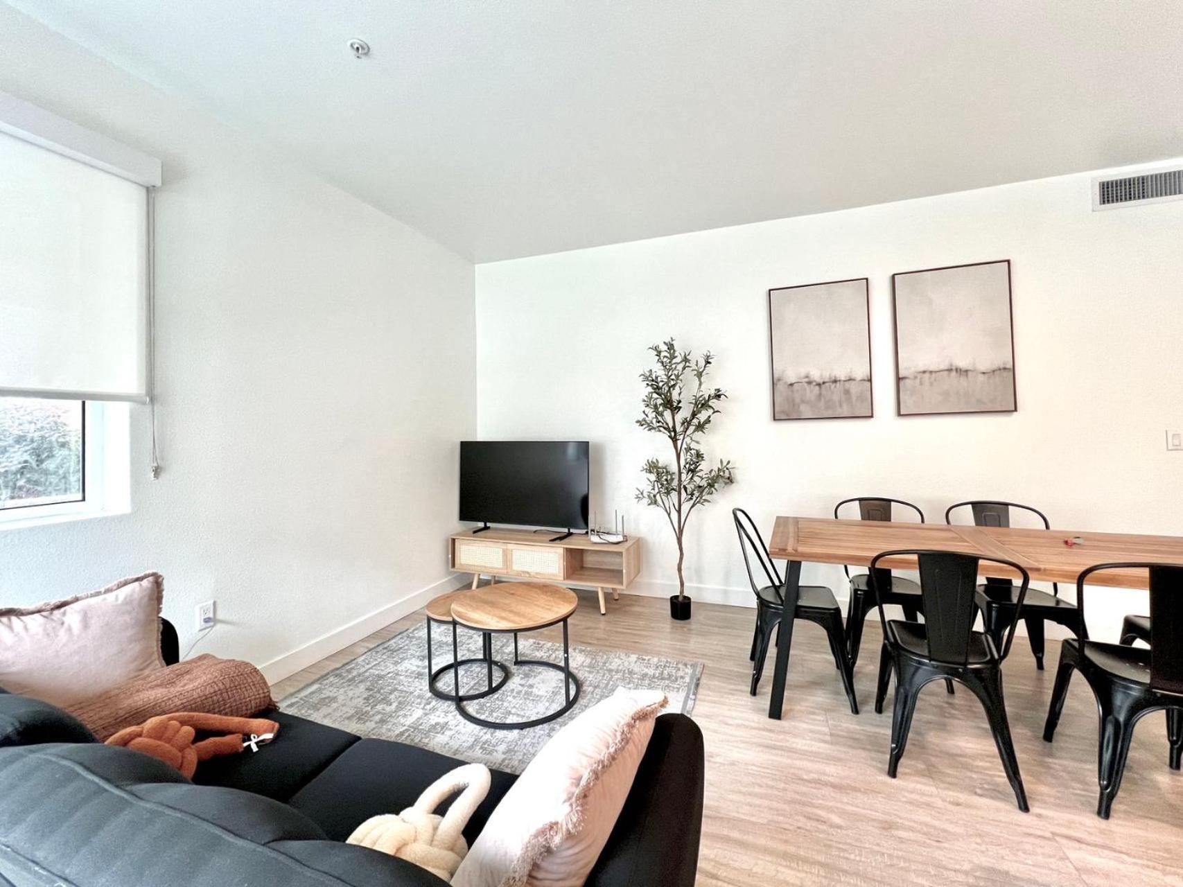 Chic Urban Retreat In Heart Of La, Steps From Attractions! Hotel Los Angeles Eksteriør billede